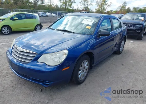 2010 Chrysler Sebring Touring z USA, uszkodzony, nr VIN 1C3CC4FBXAN153997